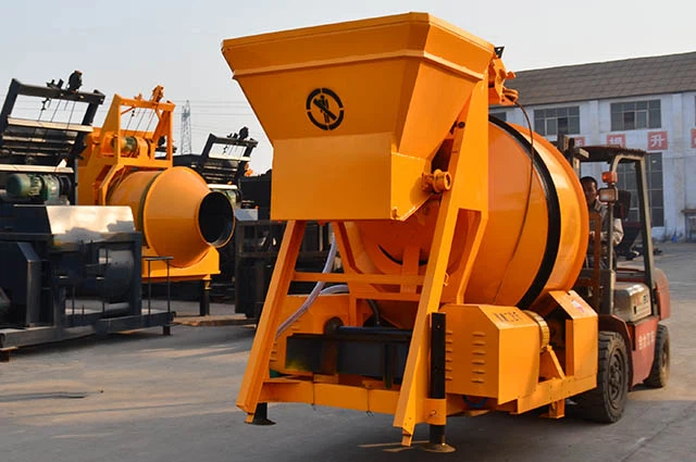 Prijenosna miješalica za beton